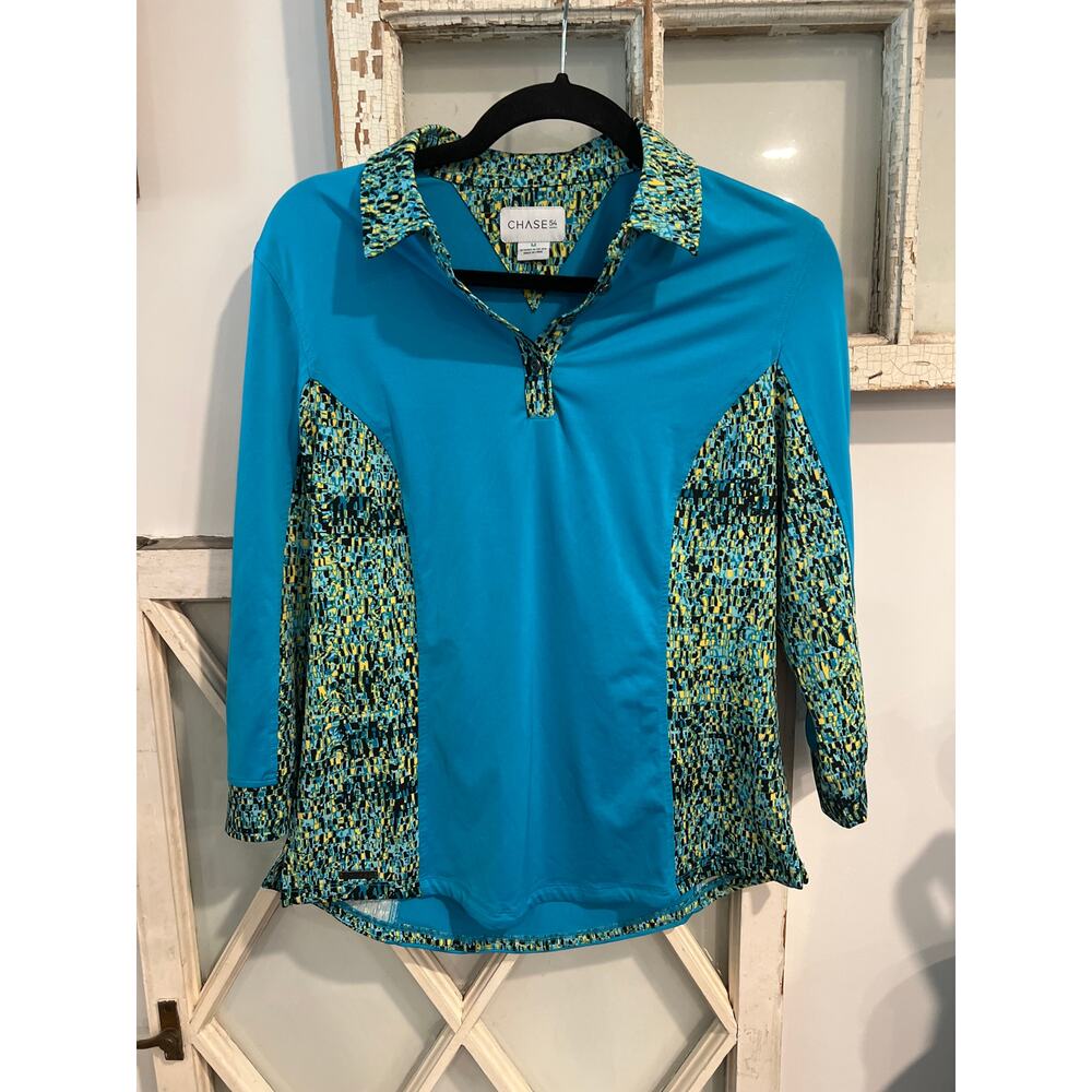 Chase54 size medium womens golf shirt